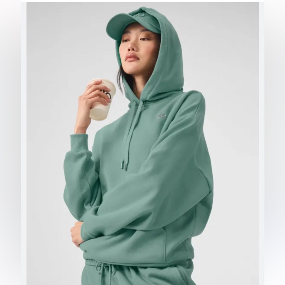 Alo yoga Accolade Hoodie - Botanical Green